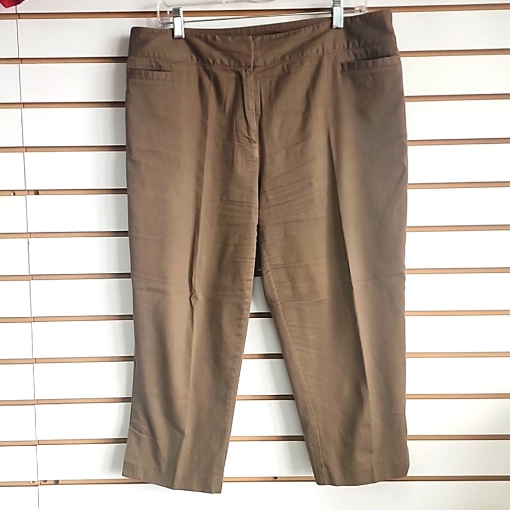 Tribella capri pants 12
